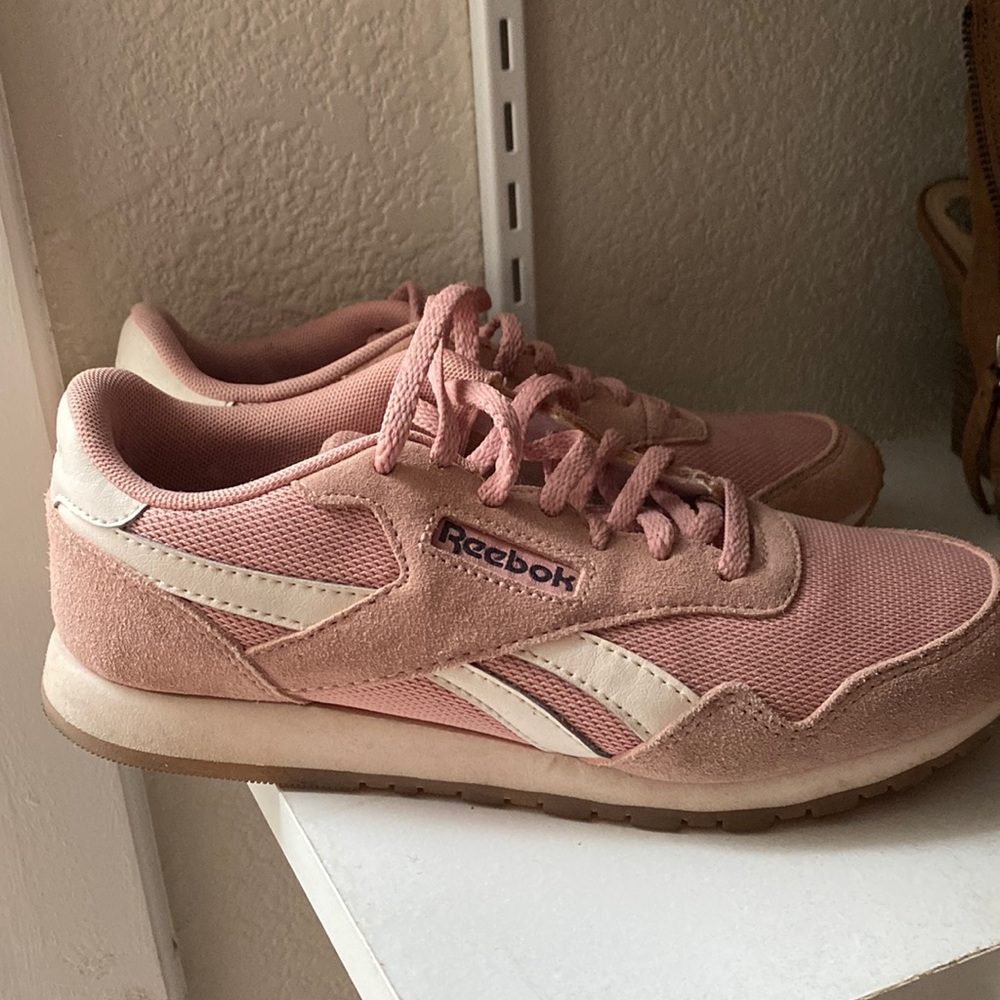 Reebok sneaker